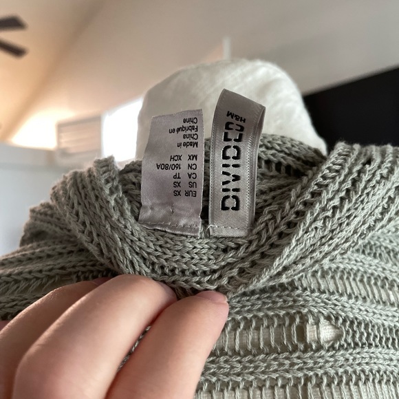 Light mint green/gray open sweater sz XS - Picture 2 of 3